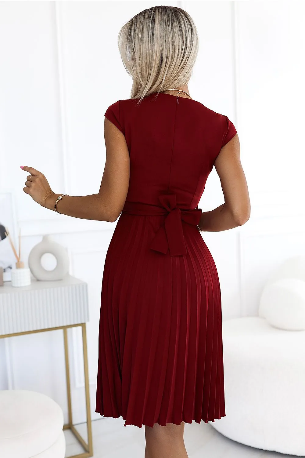 Elegant Pleated Short sleeves Women Dress