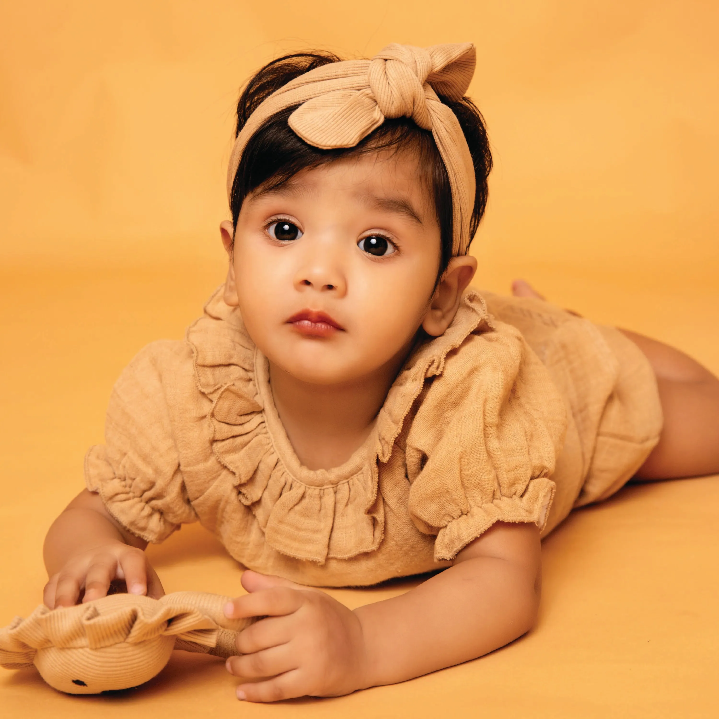 Latte Organic Muslin Frill Top With Bloomers