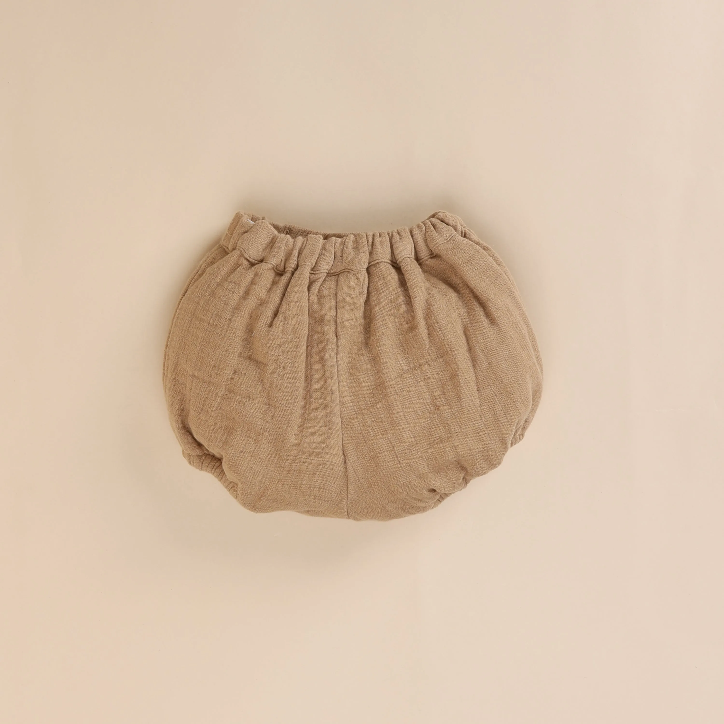 Latte Organic Muslin Frill Top With Bloomers
