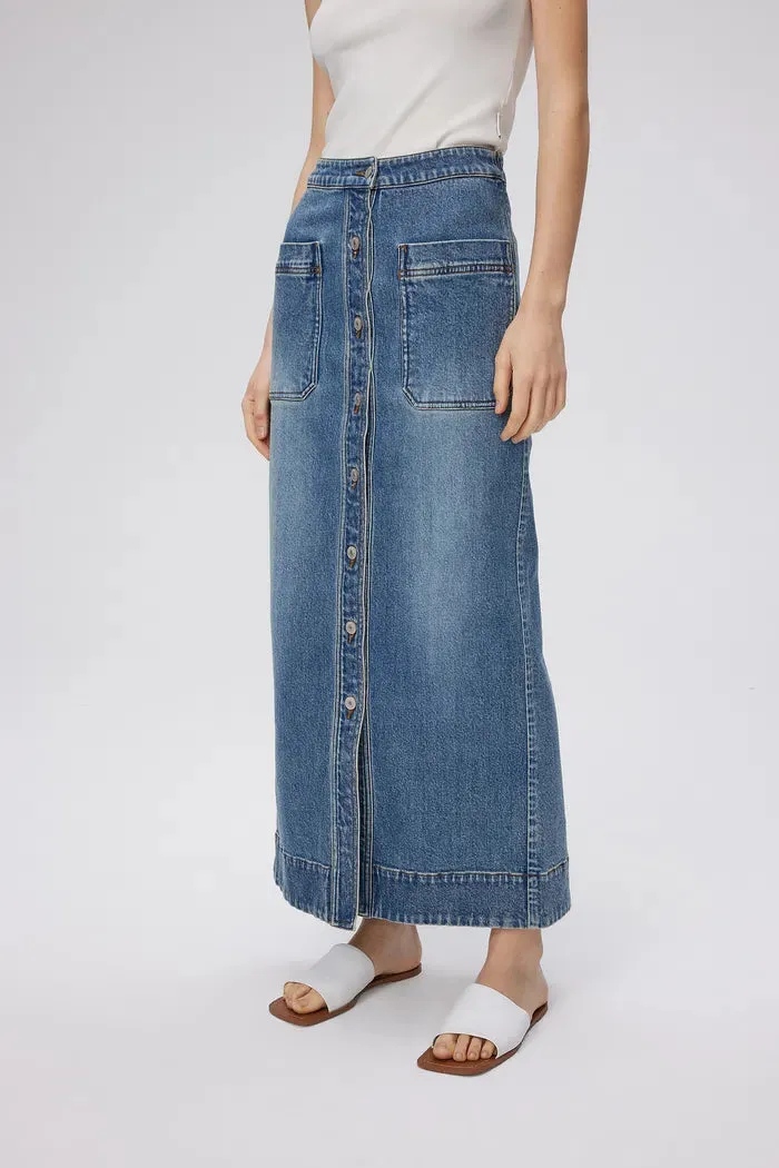 Sara High-waisted Pencil Skirt in Cotton Lyocell Denim