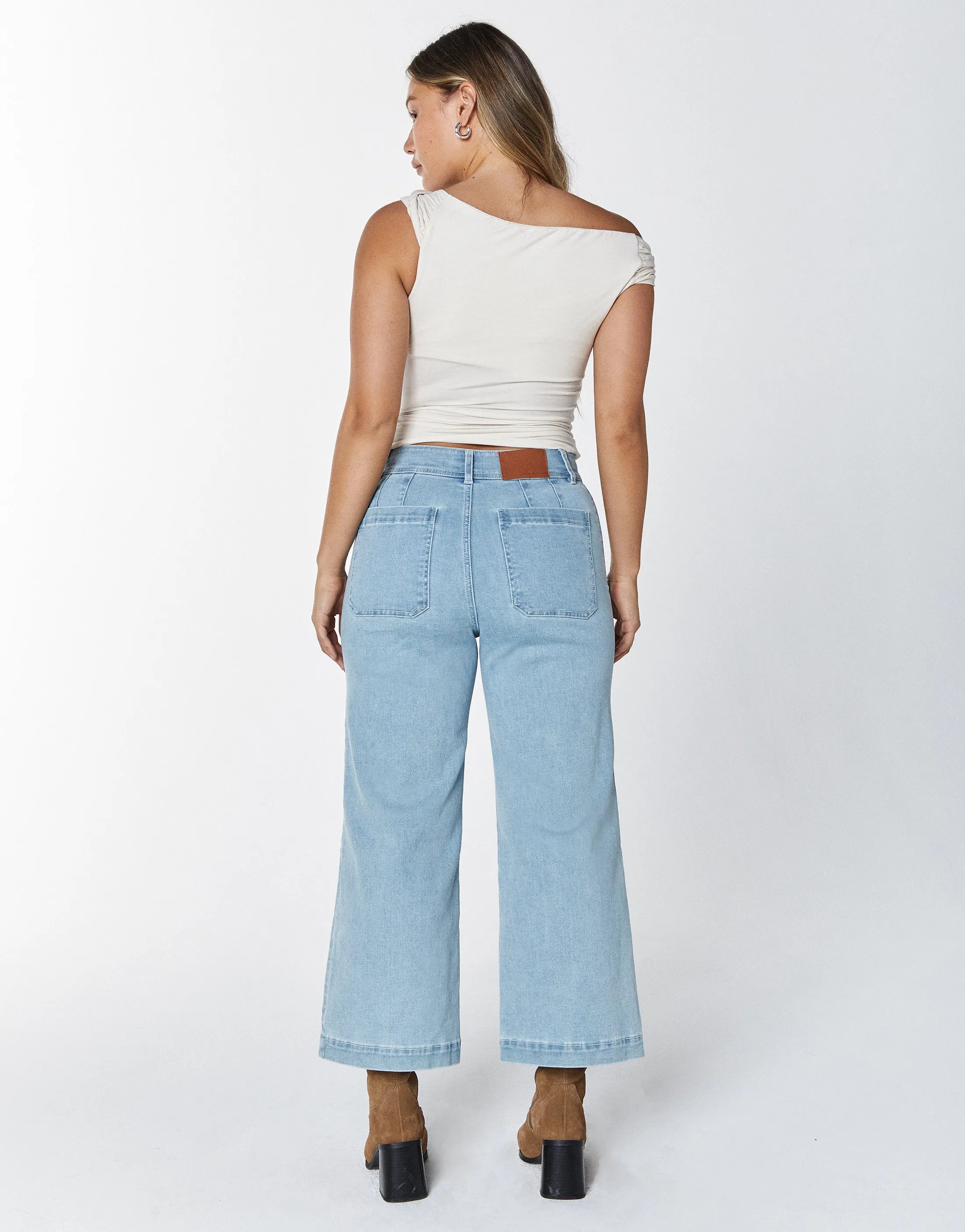 Unpublished - Gemma High Rise Jean
