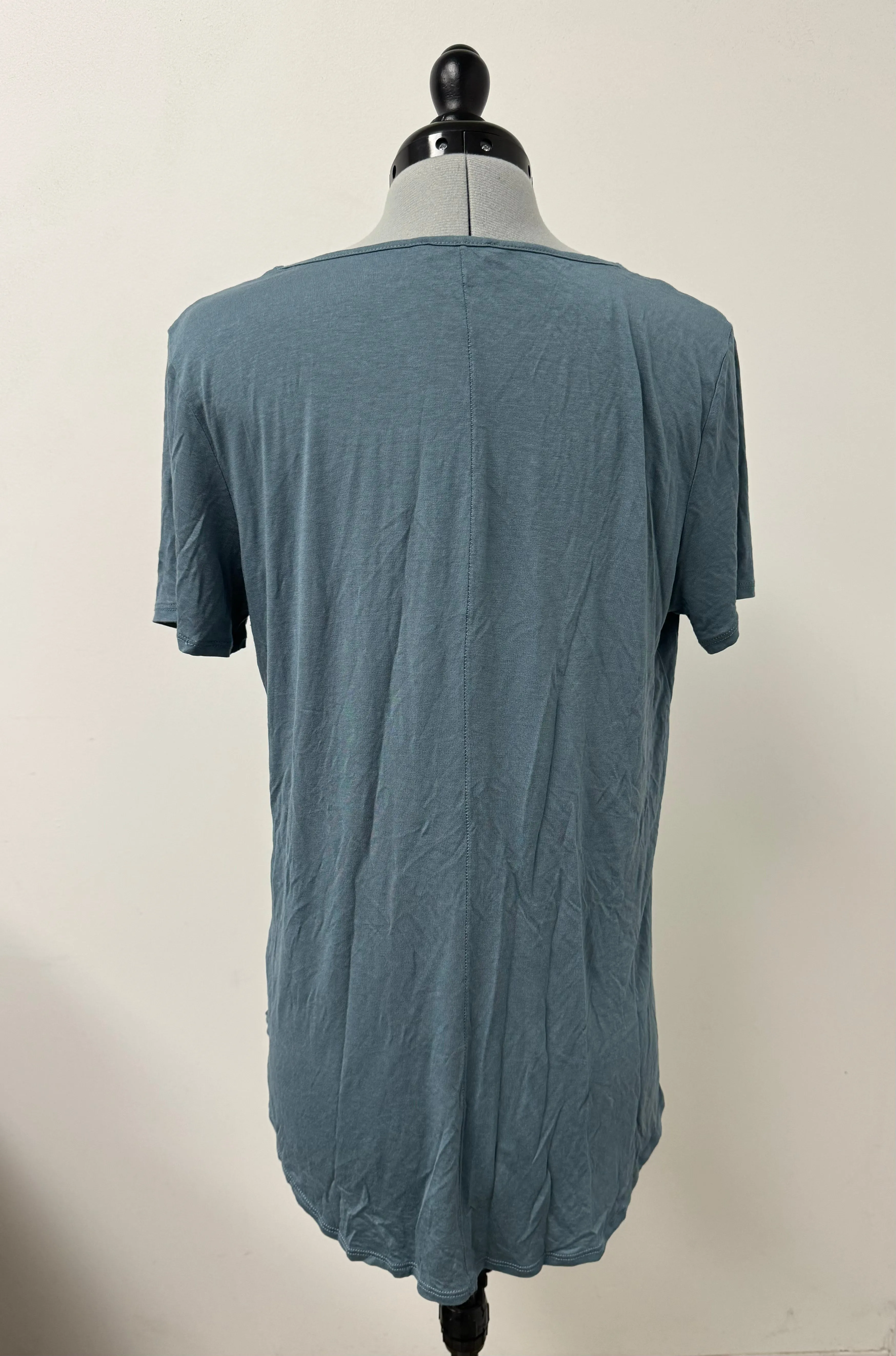 Women’s Dynamite Short Sleeve Tops, Large
